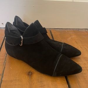 Suede shoes by Leon max